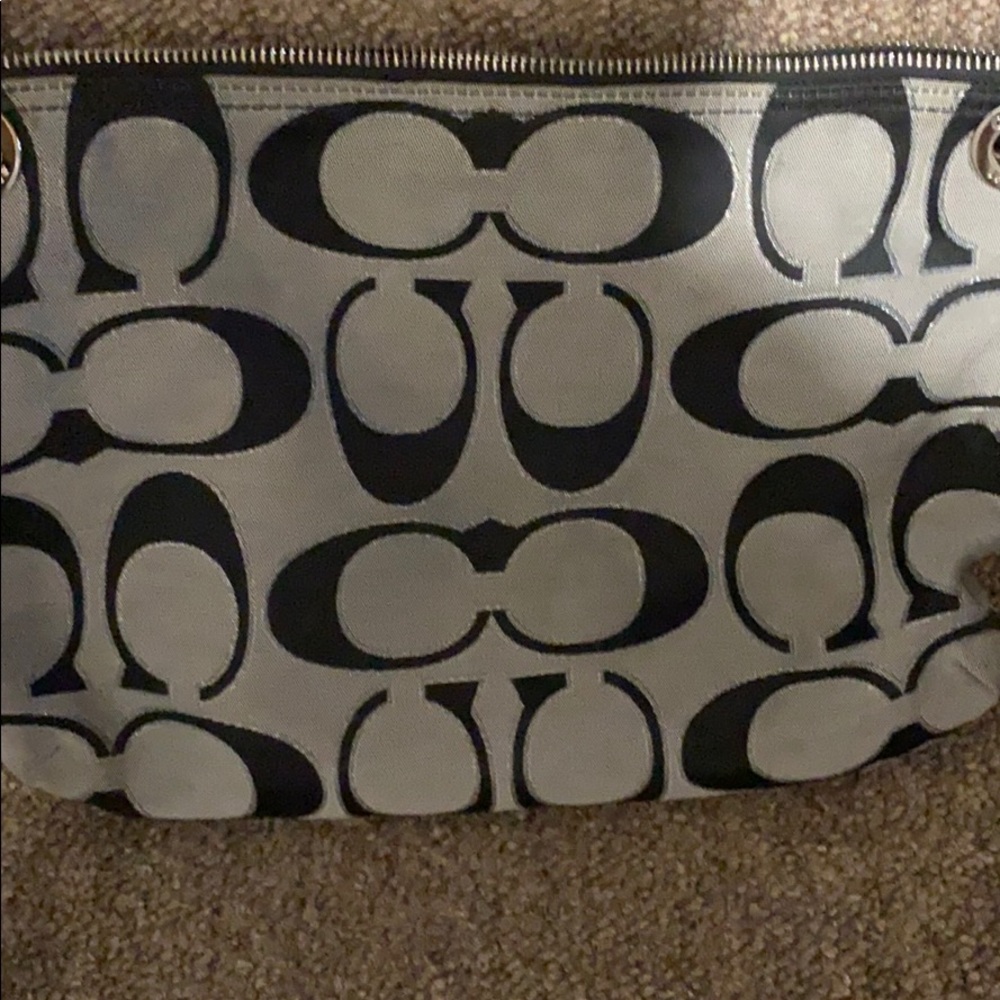 Authentic Coach Crossbody - Picture 5 of 5